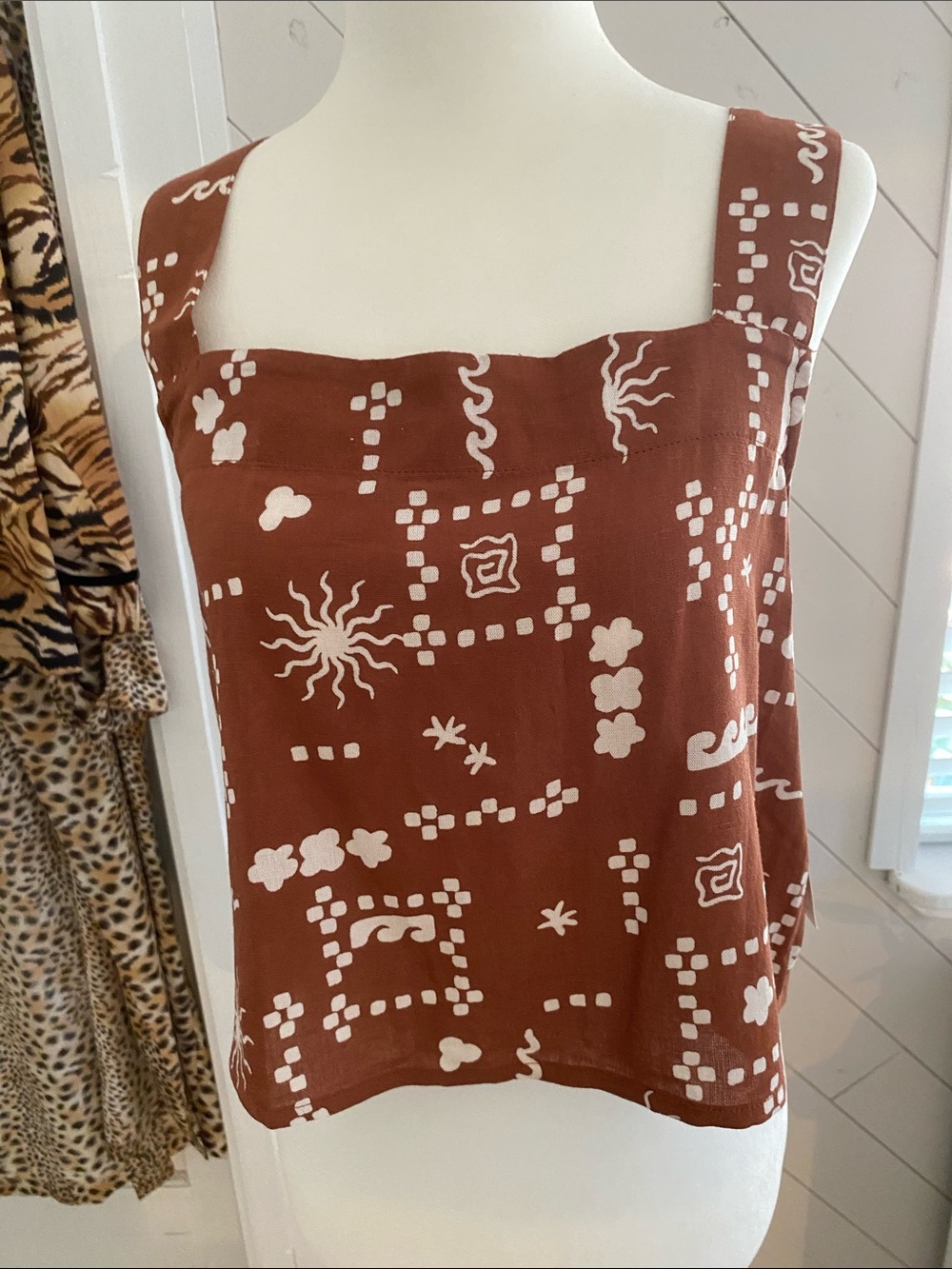 Women's Rust Printed Square-Neck Crop Top